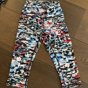 Lululemon crop leggings